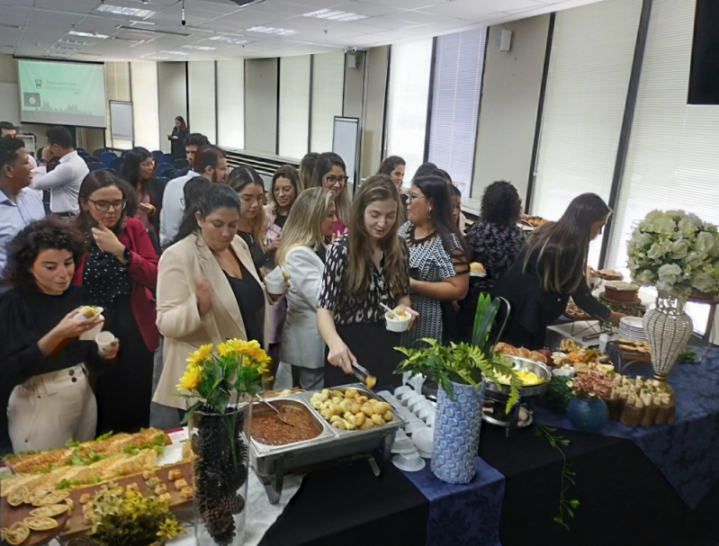 Buffet para Confraternização de Empresas a Tarde Preço São Paulo - Buffet de Coquetel para Eventos de Empresas