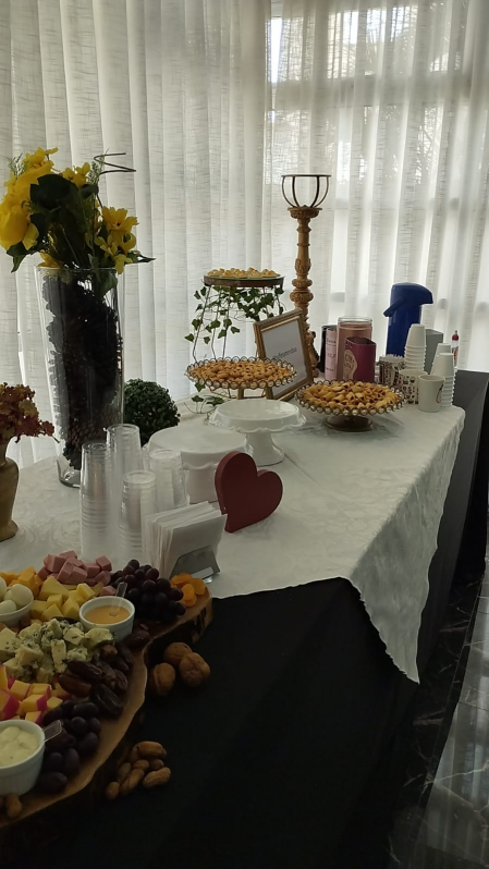 Buffet para Empresa Santa Efigênia - Buffet para Confraternização de Empresas a Tarde