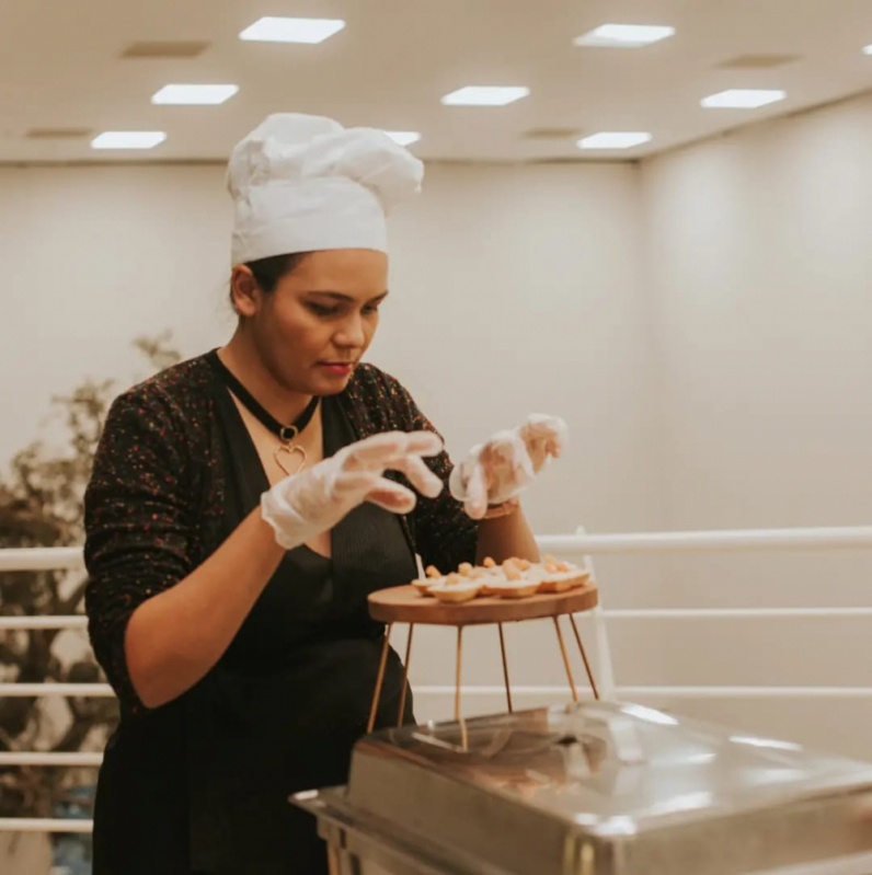 Buffet para Evento Preço Jandira - Buffets para Festa de Quinze Anos